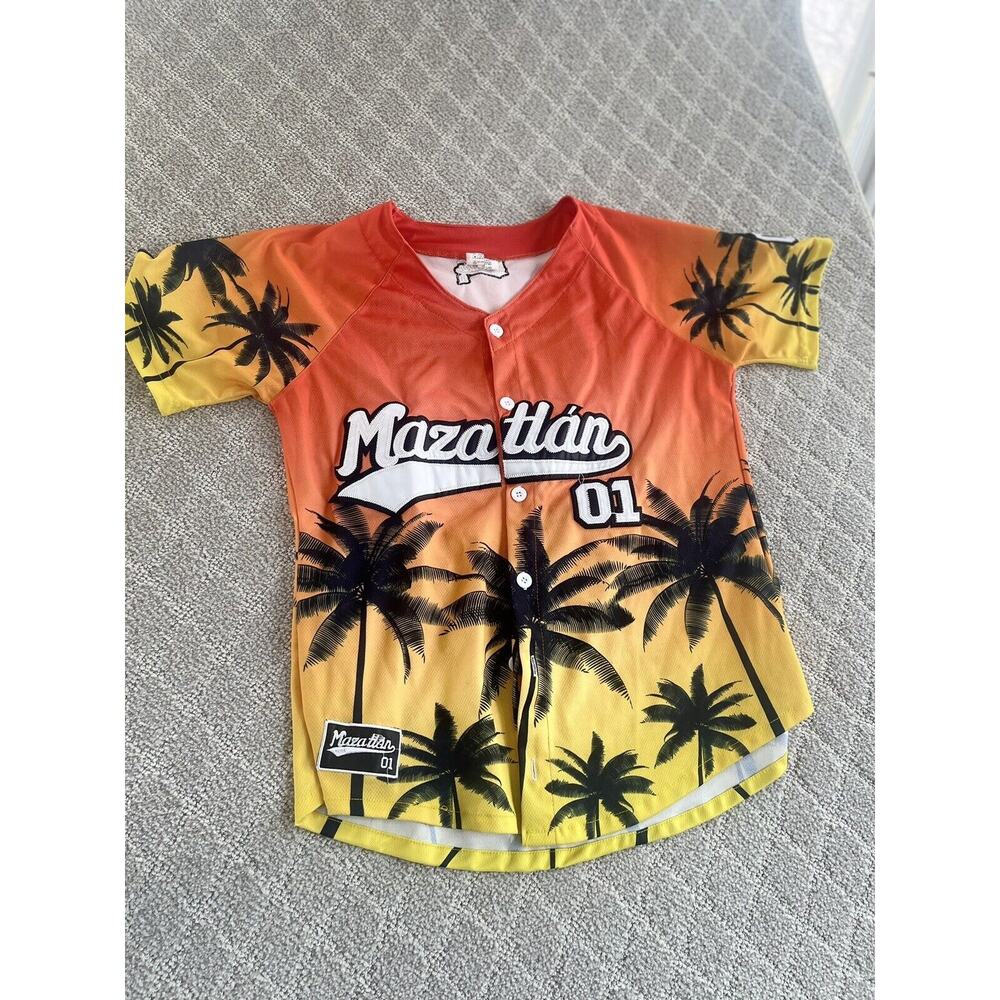 Unique Mazatlan Shirt Men’s Size Large
